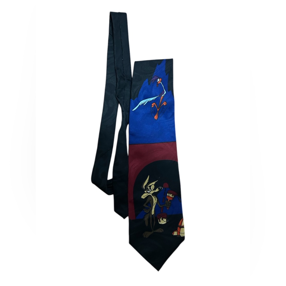 Vintage Looney Tunes Road Runner and Wile E. Coyote Neck Tie